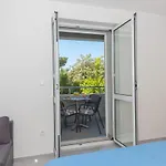 Apartment M&a