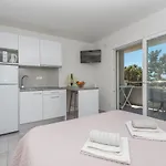 M&a Apartment *