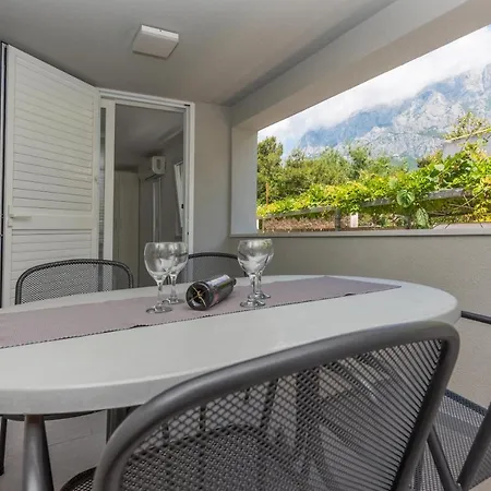 דירה M&a מאקרסקה