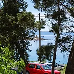 M&a Μακάρσκα