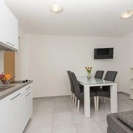 Apartment M&a