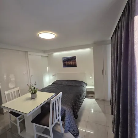 Apartment M&a *