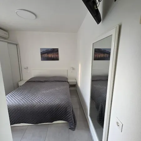 Apartment M&a