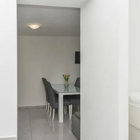 Апартаменты M&a Макарска